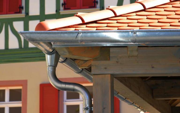 Installation de toiture en zinc à Corny-sur-Moselle, guide pratique