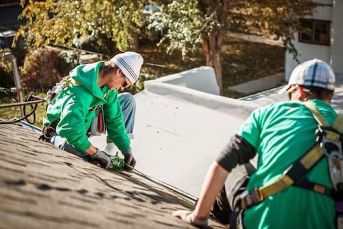 Les critères essentiels pour choisir un couvreur professionnel qualifié